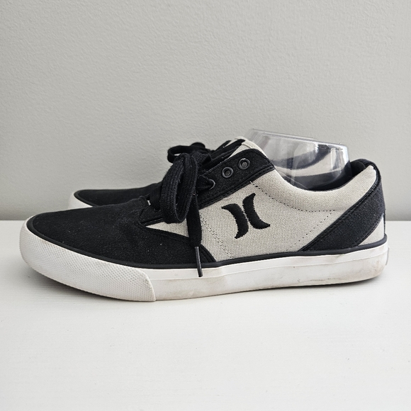 HURLEY Men's Kayo Lace Up Black White Sneakers Size 9M - Picture 1 of 10